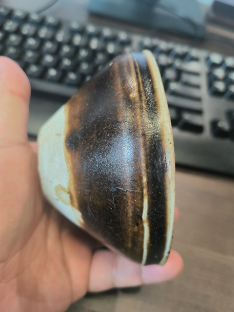 古玩陶瓷贛州窯褐釉茶盞真品鑒賞圖