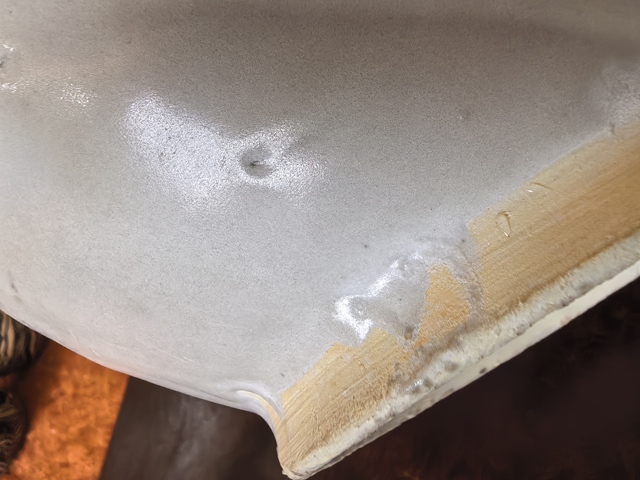 古玩陶瓷宣州窯白釉葵口碗真品鑒賞圖