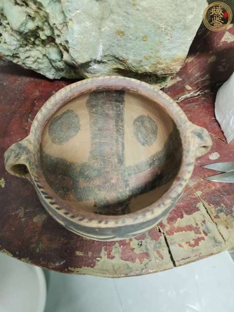 古玩陶瓷雙耳彩繪陶缽真品鑒賞圖