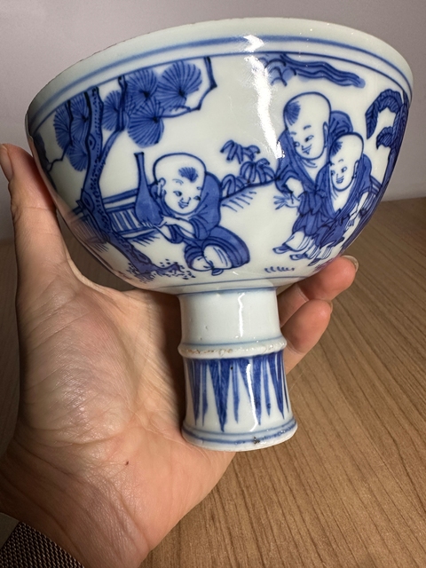 古玩陶瓷青花嬰戲圖高足杯真品鑒賞圖