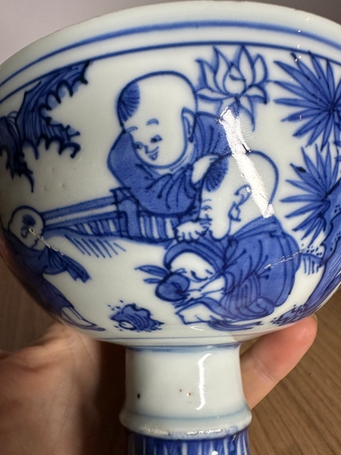 古玩陶瓷青花嬰戲圖高足杯真品鑒賞圖