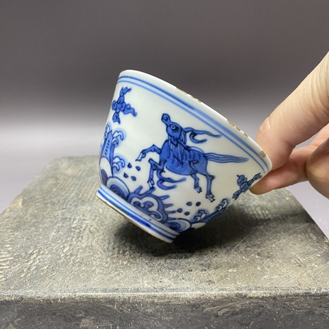 古玩陶瓷嘉靖福山壽海麒麟青花杯真品鑒賞圖