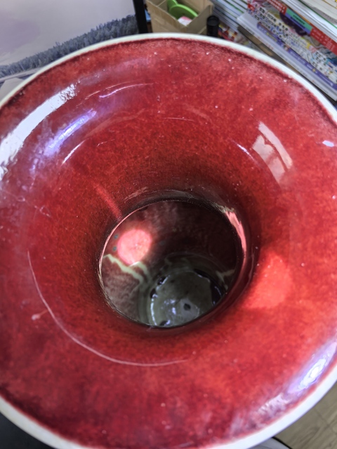 古玩陶瓷紅釉觀音瓶真品鑒賞圖