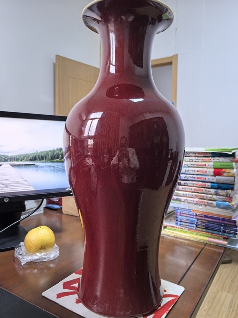 古玩陶瓷紅釉觀音瓶真品鑒賞圖