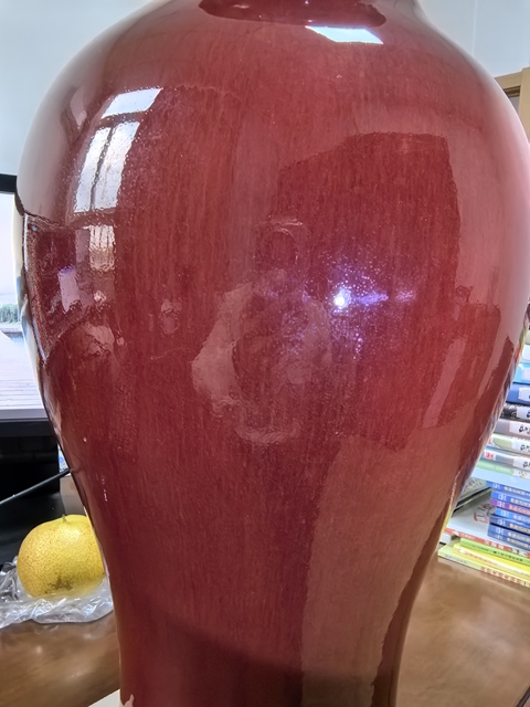 古玩陶瓷紅釉觀音瓶真品鑒賞圖