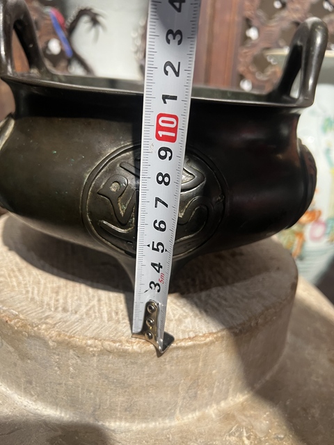 古玩銅器爐子真品鑒賞圖