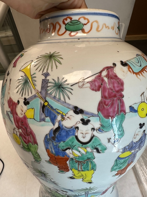 古玩陶瓷粉彩嬰戲圖將軍罐真品鑒賞圖