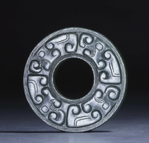 古玩玉器和田玉雕“虺龍紋璧”真品鑒賞圖