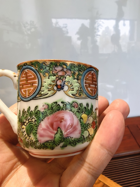 古玩陶瓷廣彩杯盤真品鑒賞圖