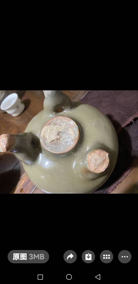 古玩陶瓷龍泉窯青釉香爐真品鑒賞圖