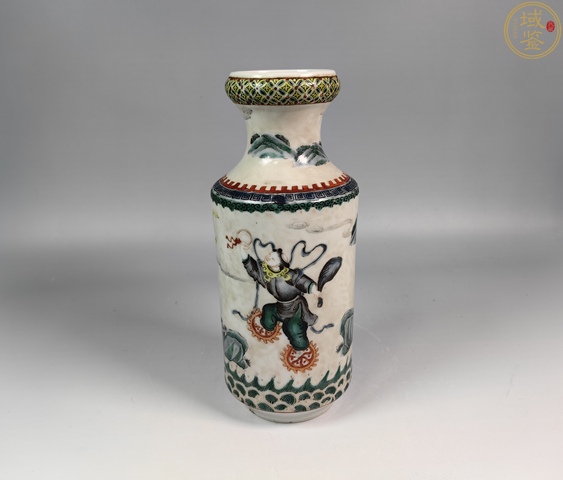 古玩陶瓷五彩哪吒鬧海圖洗口瓶真品鑒賞圖
