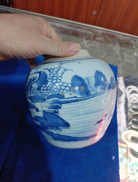古玩陶瓷青花山水人物罐，模糊，偏老真品鑒賞圖