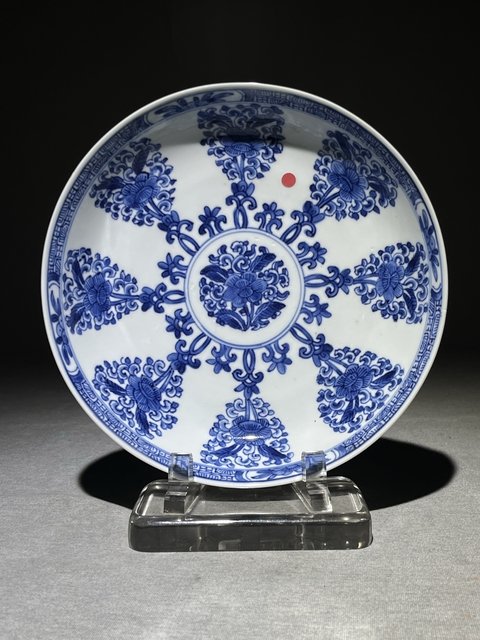 古玩陶瓷青花花卉紋盤真品鑒賞圖