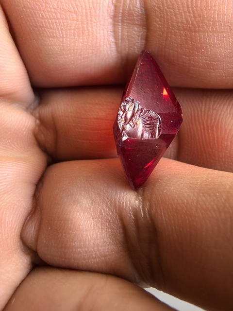 古玩玉器寶石殘件真品鑒賞圖