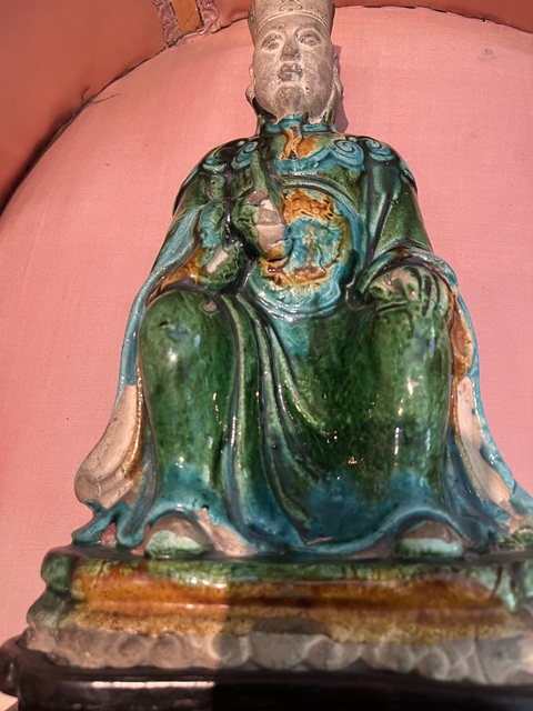 古玩陶瓷三彩佛像真品鑒賞圖