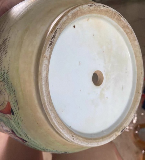 古玩陶瓷民國 玉琦作粉彩人物紋花盆真品鑒賞圖