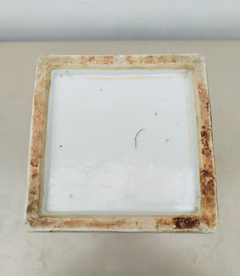 古玩陶瓷粉彩花鳥紋四方帽筒拍賣，當前價格5000元