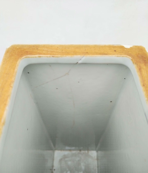 古玩陶瓷粉彩花鳥紋四方帽筒拍賣，當前價格5000元