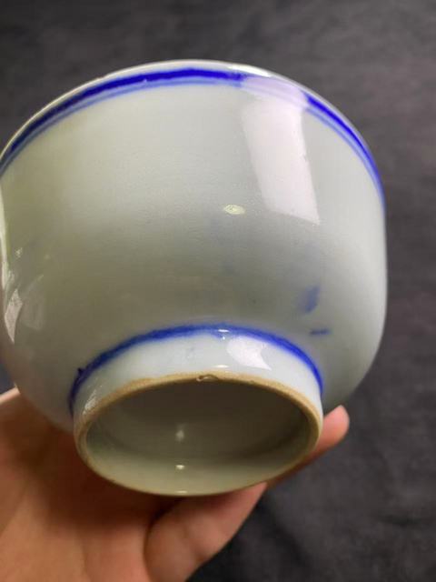 古玩陶瓷青花線條紋茶碗真品鑒賞圖