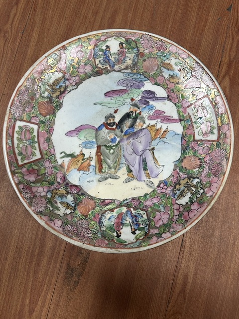 古玩陶瓷粉彩人物故事盤真品鑒賞圖