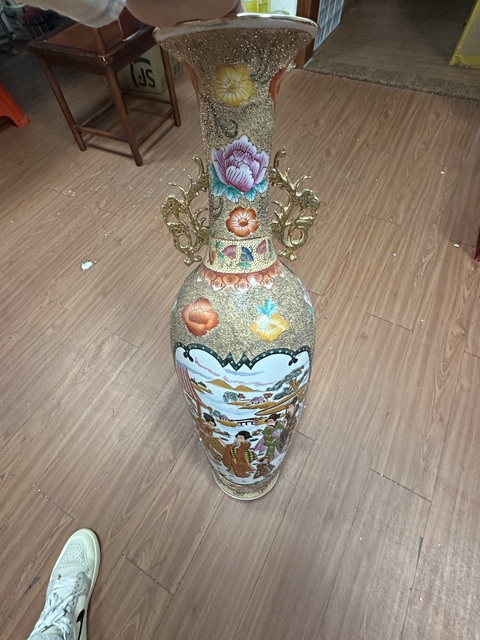 古玩陶瓷雙耳瓶真品鑒賞圖