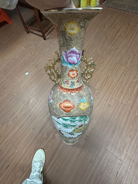 古玩陶瓷雙耳瓶真品鑒賞圖