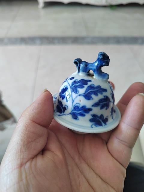 古玩陶瓷雞腿蓋瓶真品鑒賞圖