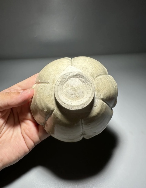 古玩陶瓷宋青白釉花口盞真品鑒賞圖