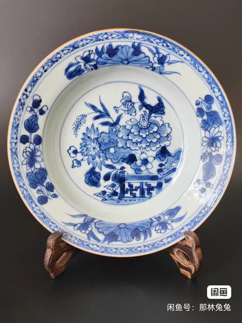 古玩陶瓷青花洞石花卉盤真品鑒賞圖