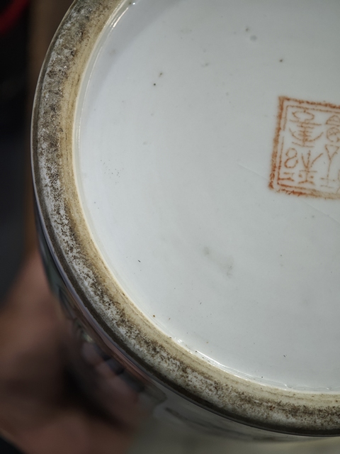 古玩陶瓷人物紋帽筒真品鑒賞圖