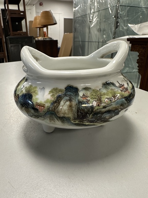 古玩陶瓷三足鳳眼香爐真品鑒賞圖