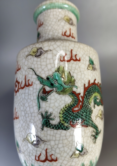 古玩陶瓷哥釉五彩趕珠龍紋棒槌瓶真品鑒賞圖