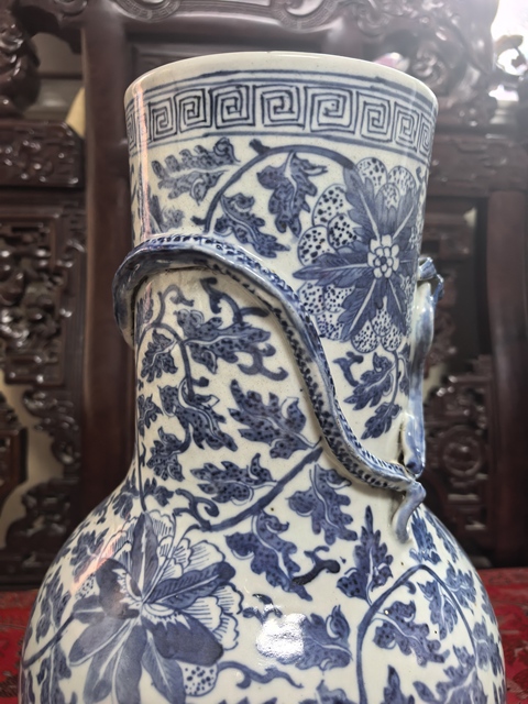 古玩陶瓷福壽三多螭龍紋青花瓶真品鑒賞圖