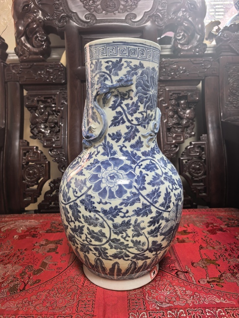 古玩陶瓷福壽三多螭龍紋青花瓶真品鑒賞圖