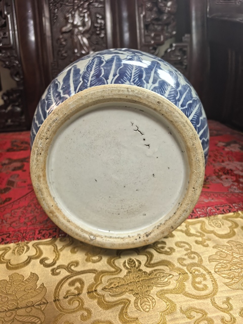 古玩陶瓷福壽三多螭龍紋青花瓶真品鑒賞圖