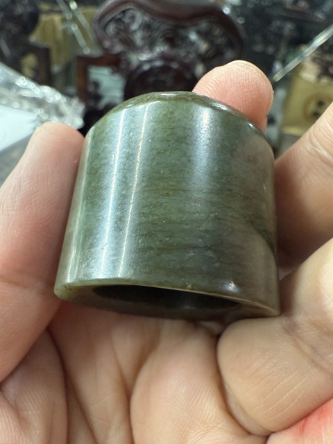 古玩玉器和田玉雕“素紋扳指”拍賣，當前價格100元