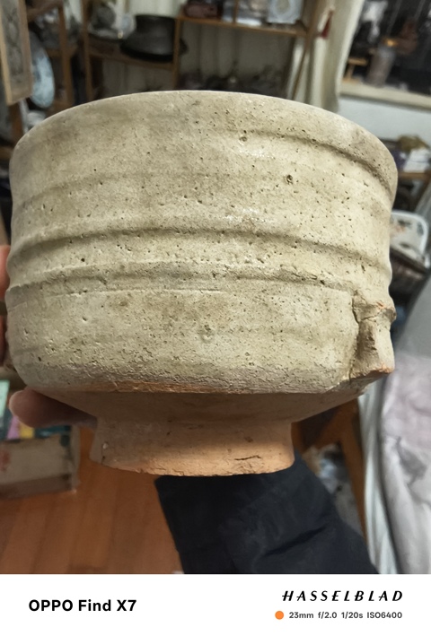 古玩陶瓷元代龍泉窯三足筒式香爐真品鑒賞圖