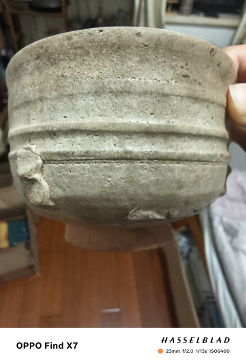 古玩陶瓷元代龍泉窯三足筒式香爐真品鑒賞圖