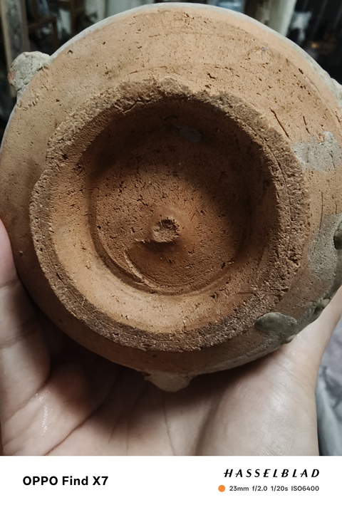 古玩陶瓷元代龍泉窯三足筒式香爐真品鑒賞圖