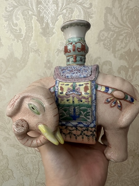 古玩陶瓷粉彩太平有象擺件真品鑒賞圖