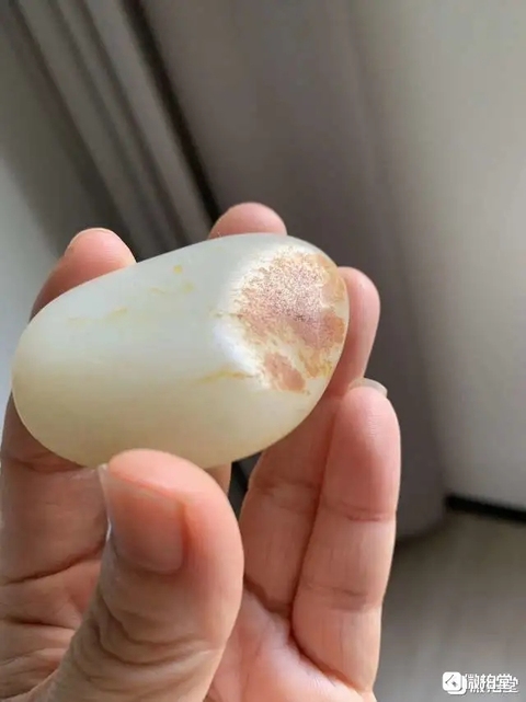 古玩玉器染色仿和田籽料原石真品鑒賞圖