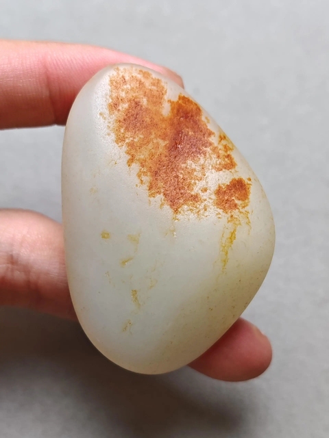 古玩玉器染色仿和田籽料原石真品鑒賞圖