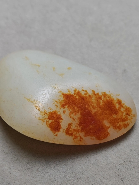 古玩玉器染色仿和田籽料原石真品鑒賞圖