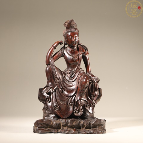 古玩雜項紫檀木雕自在觀音像真品鑒賞圖