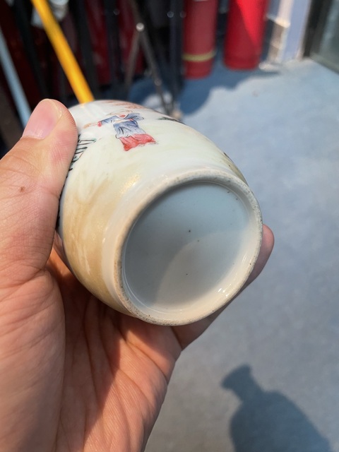 古玩陶瓷人物故事棒槌瓶真品鑒賞圖