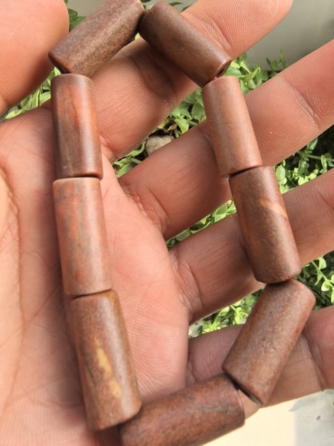 古玩玉器地方玉仿古勒子手串真品鑒賞圖