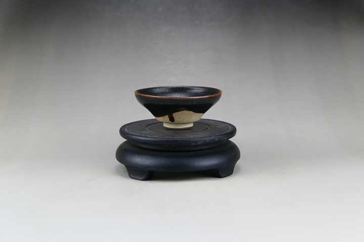古玩陶瓷宋代·黑釉盞真品鑒賞圖