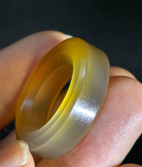 古玩玉器瑪瑙環(huán)真品鑒賞圖