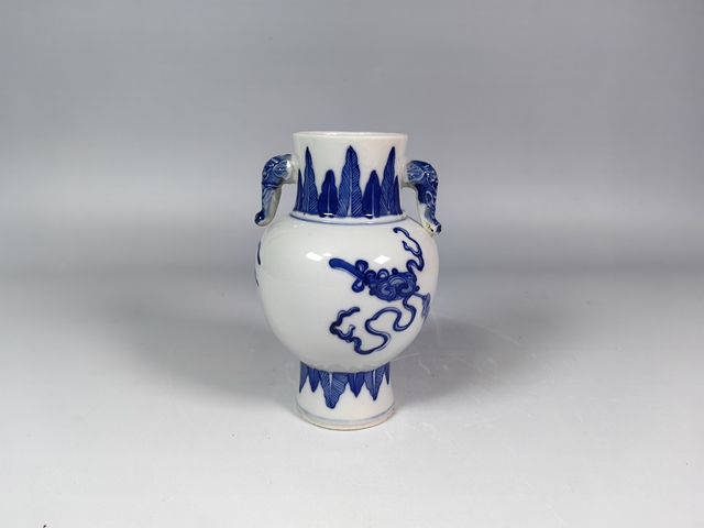 古玩陶瓷晚清霸王別姬人物故事紋青花獸耳尊真品鑒賞圖