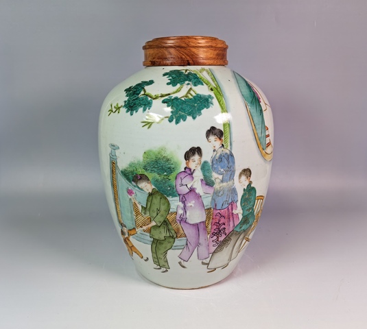 古玩陶瓷民國仕女嬰戲詩文粉彩冬瓜罐真品鑒賞圖